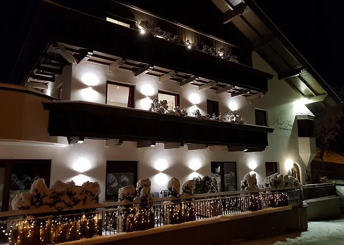 Апартаменты Josef Ладис