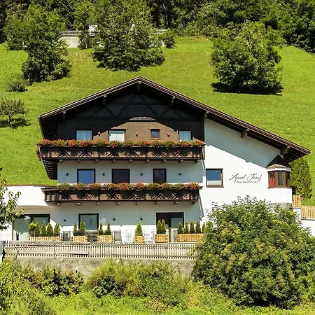 Lejlighed Josef Ladis